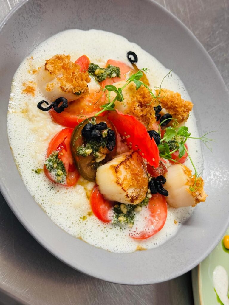 11WhatsApp Image 2025-10-06 at 09.23.46