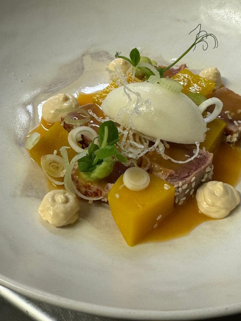 15WhatsApp Image 2025-10-06 at 09.23.46